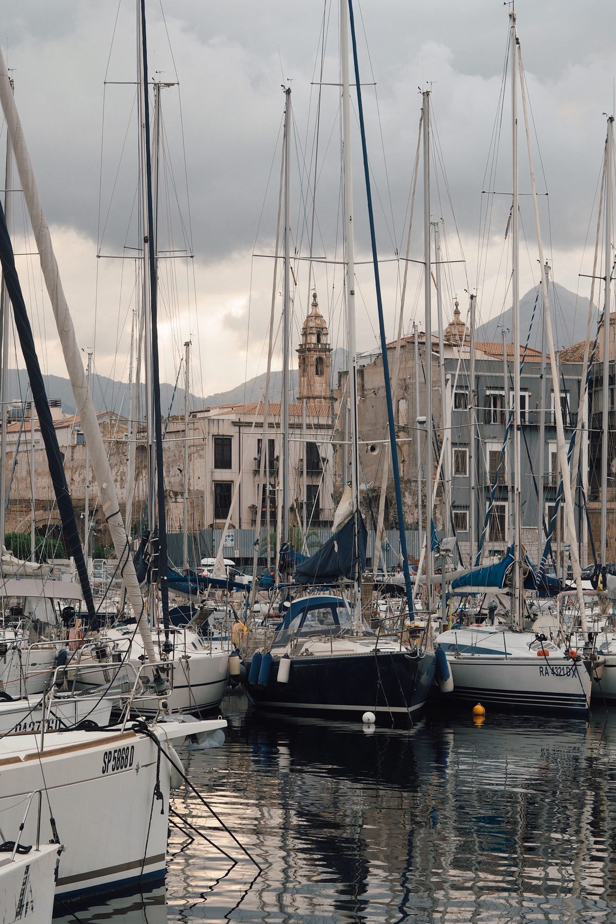 Una passeggiata che sa di mare — Palermo